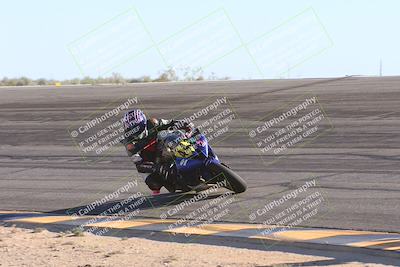 media/Nov-17-2024-CVMA (Sun) [[1fec520723]]/Race 11-Amateur Supersport Open/